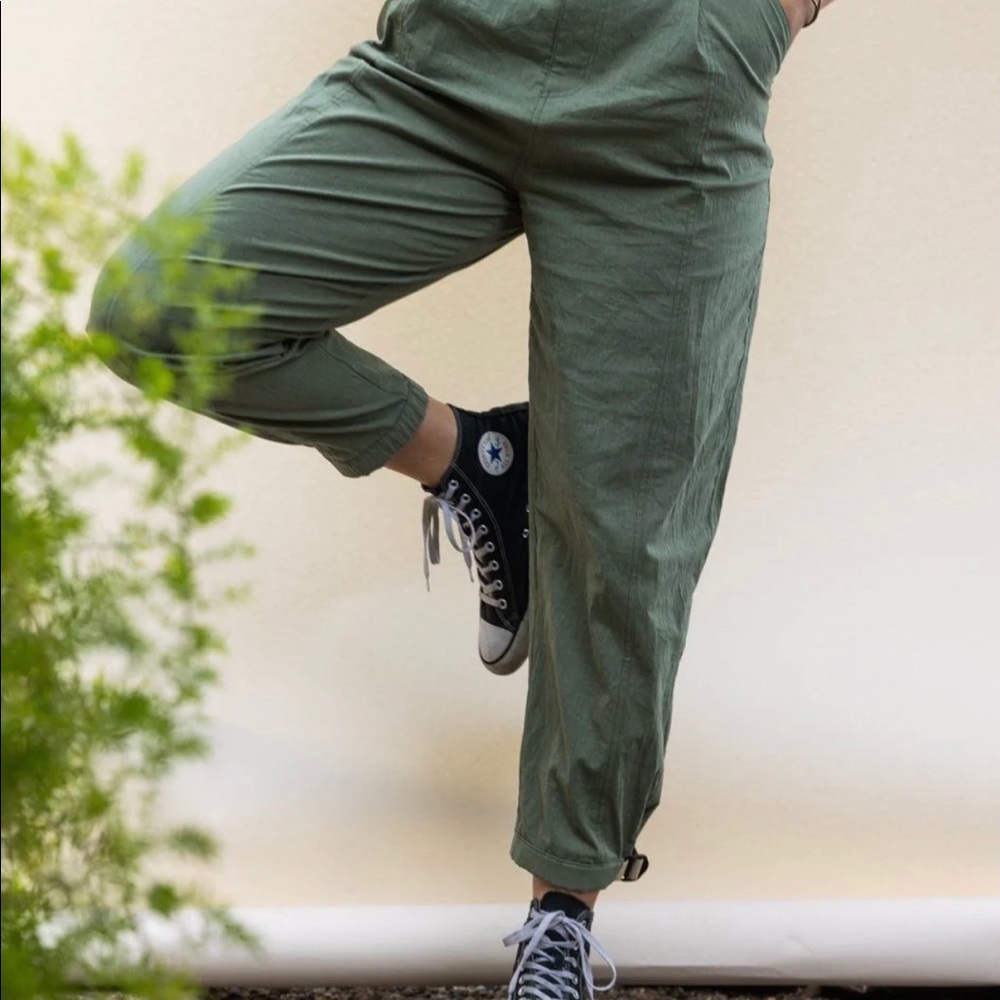 Wondery Delilah Camp Pants - Forest Green